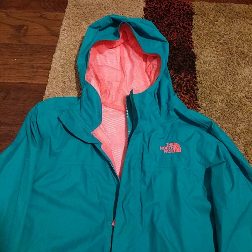 North face rain jacket kids XL equivalent Small